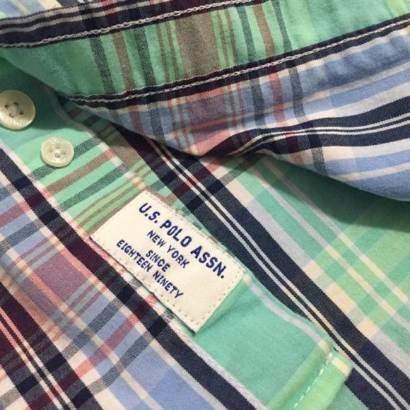 SOLD U.S. Polo Assn. • 'Stretch' Medium - Picture 3 of 6